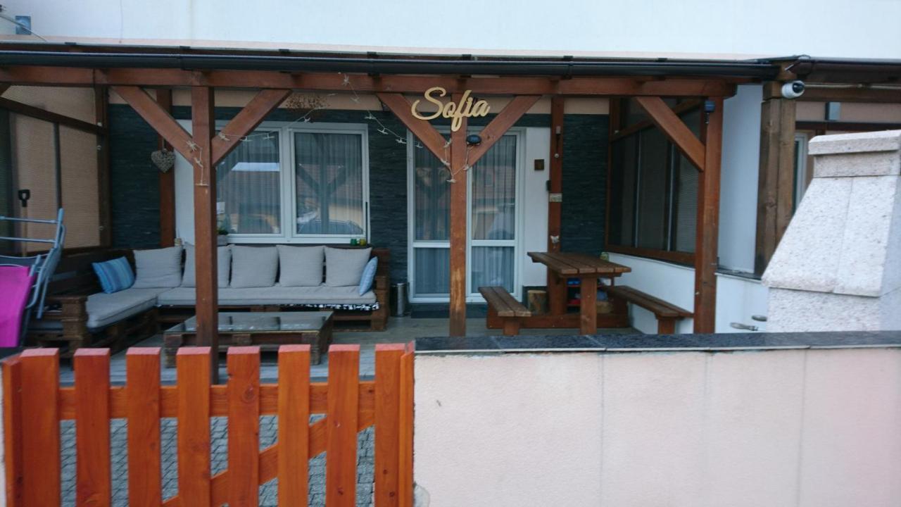 Veľký Slavkov Apartman Sofia מראה חיצוני תמונה