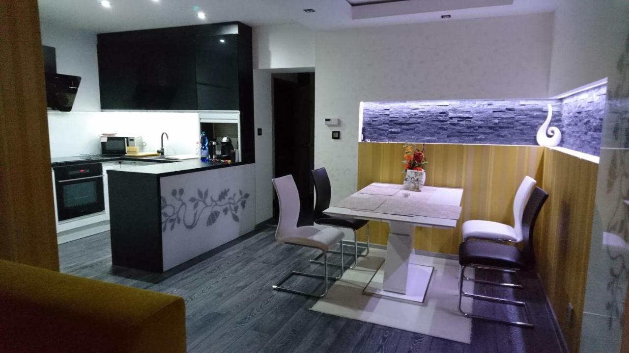 Veľký Slavkov Apartman Sofia מראה חיצוני תמונה